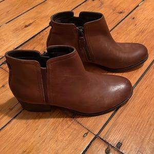 Clarks Maypearl Ramie Ankle Boots size 7.5